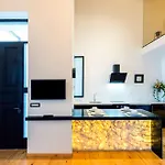 Aigli Seafront Loft-luxury Design Retreat * Kalamata