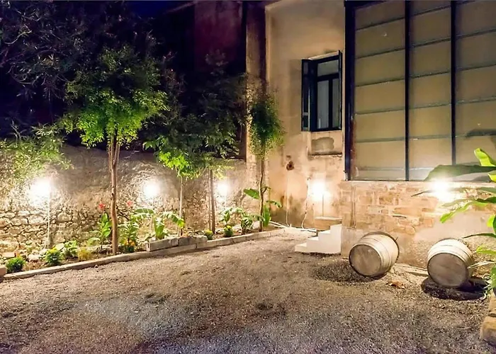 Aigli Seafront Loft-luxury Design Retreat * Kalamata